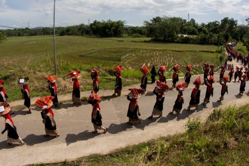 Tradisi Penyambutan Musim Tanam di Indonesia: Sejarah, Makna, dan Nilai Budaya yang Menjadi Simbol Syukur, Keharmonisan Alam, dan Solidaritas Komunitas Petani dalam Pelestarian Kearifan Lokal